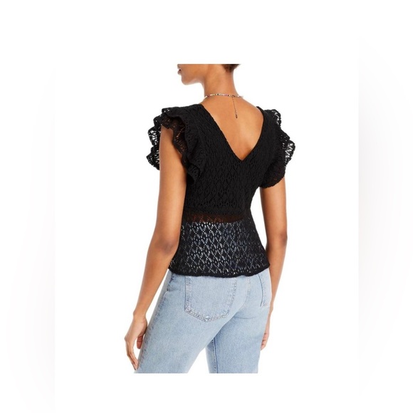 NWT BB Dakota by Steve Madden Crochet Key Hole Sleeveless Top. Size Small. - Picture 2 of 9